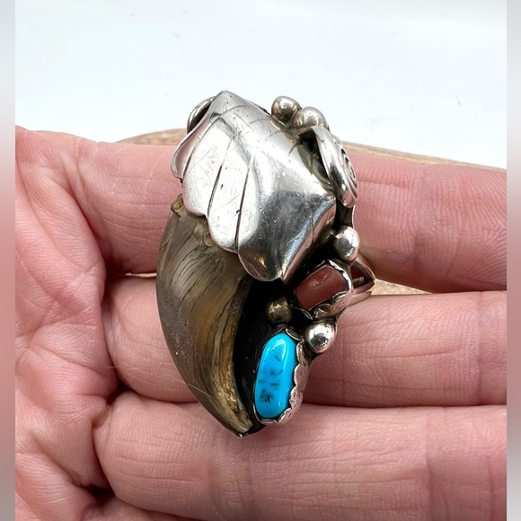 Signed F Navajo Sterling Silver Natural Turquoise Coral Claw Mens Womens Ring 8 - Picture 4 of 7